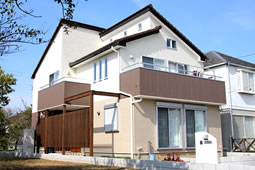 小屋裏ロフト付きの家